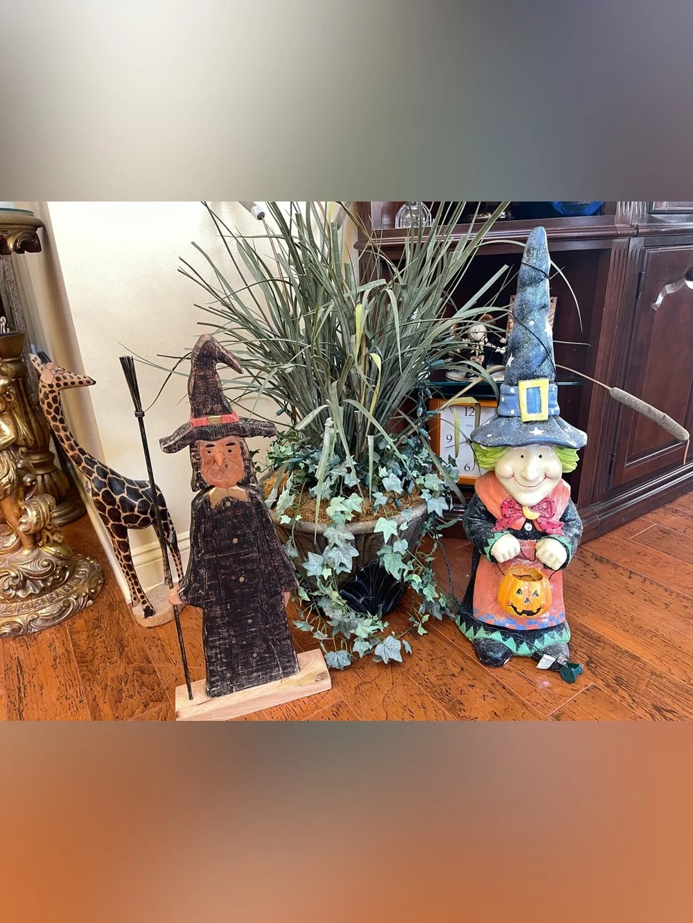 Halloween Village Scene Witch Trio Animated Roating sound Illumination See video